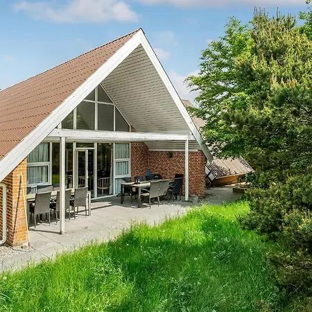 6 Bedroom Stunning In Romo * Toftum (Syddanmark)