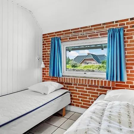 6 Bedroom Stunning In Romo Romo