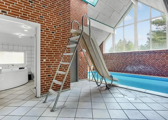 6 Bedroom Stunning In Romo